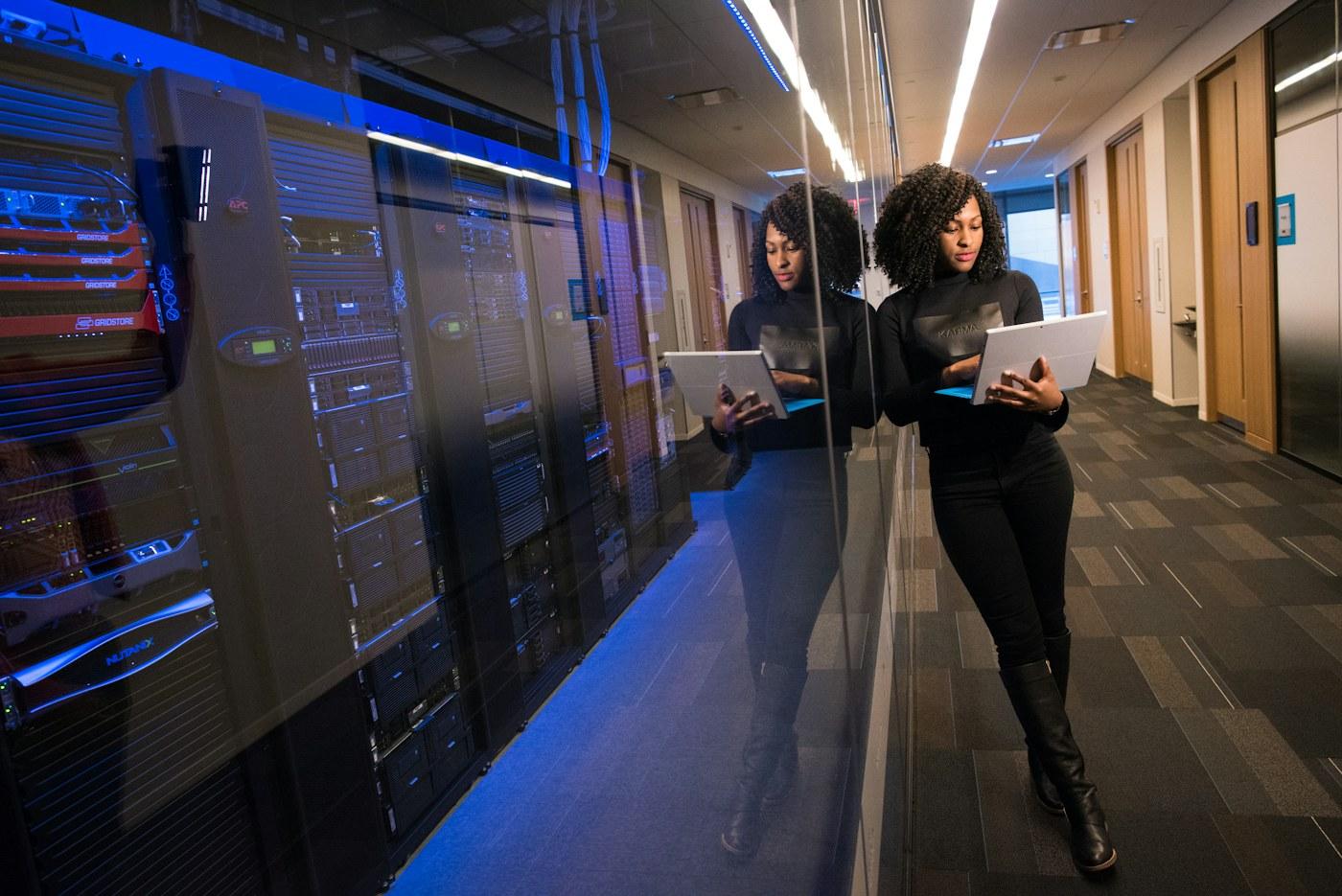 Enterprise data infrastructure supporting a SAP B1 integration